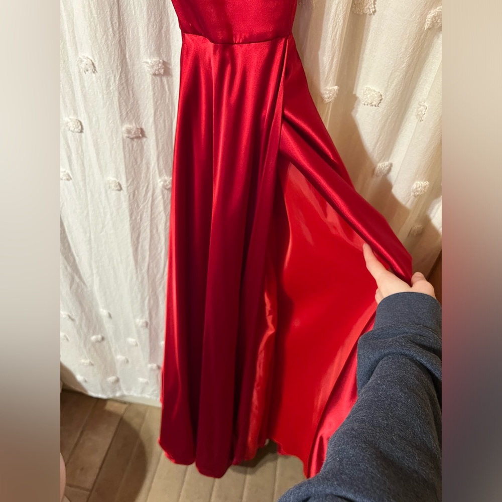 Prom dress - Picture 3 of 9